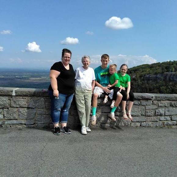 Meet your Posher, Ericka - Picture 1 of 1